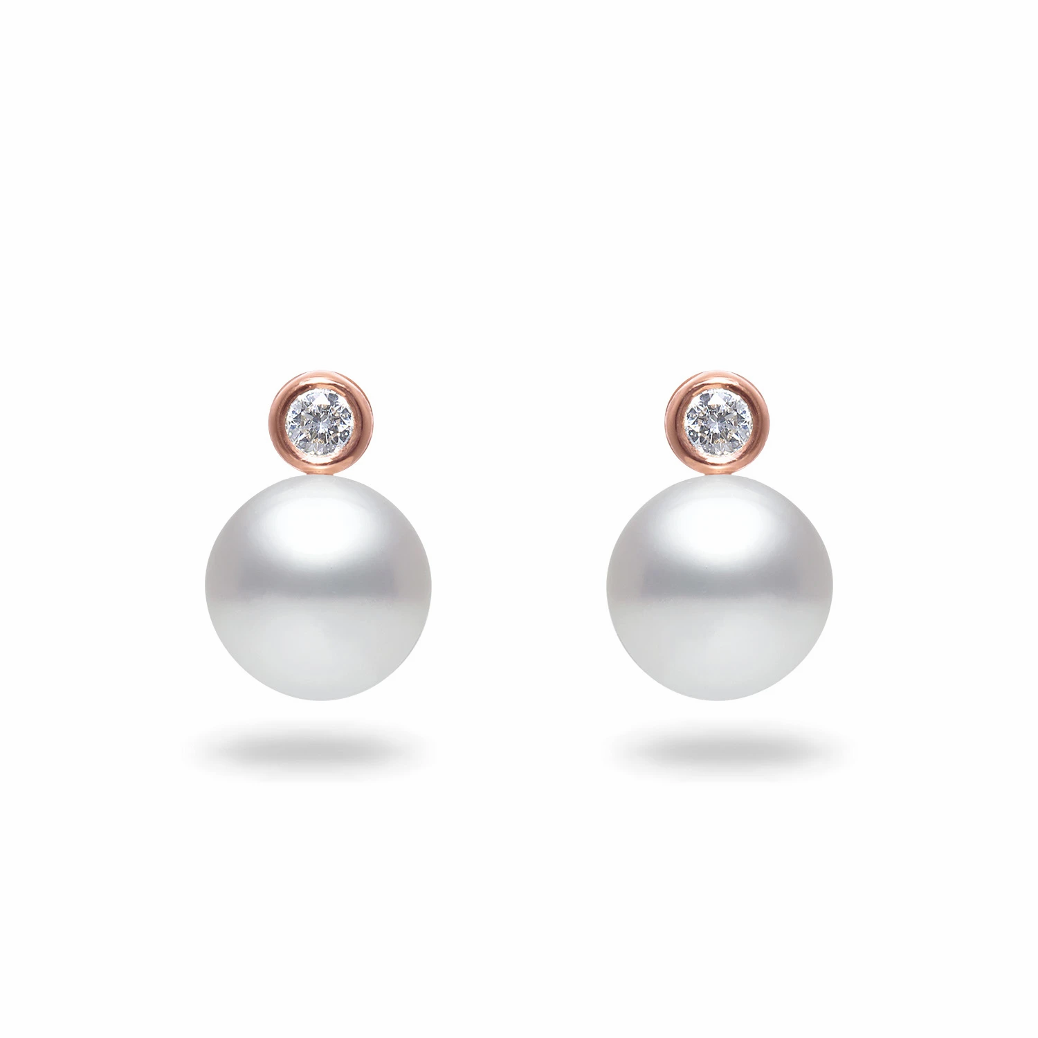 18Kt South Sea Pearl Diamond Earrings