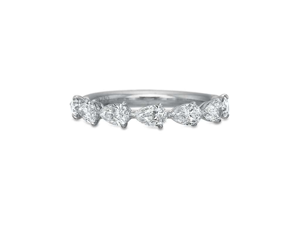 Serena Oval Diamond Engagement Ring