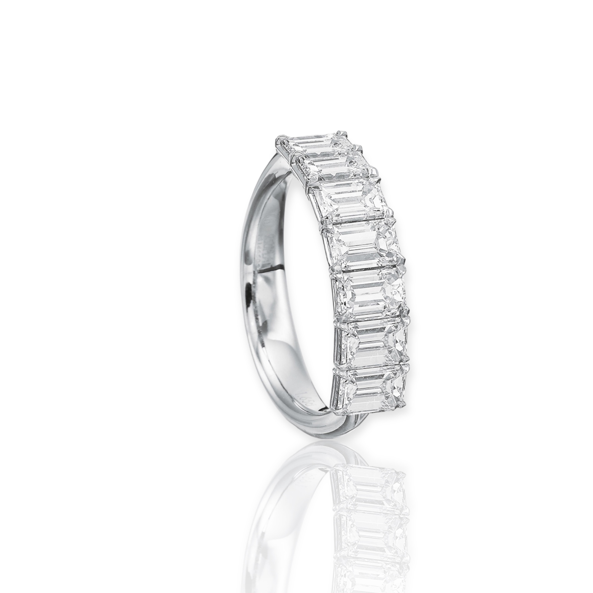 Blossom Oval Diamond Band