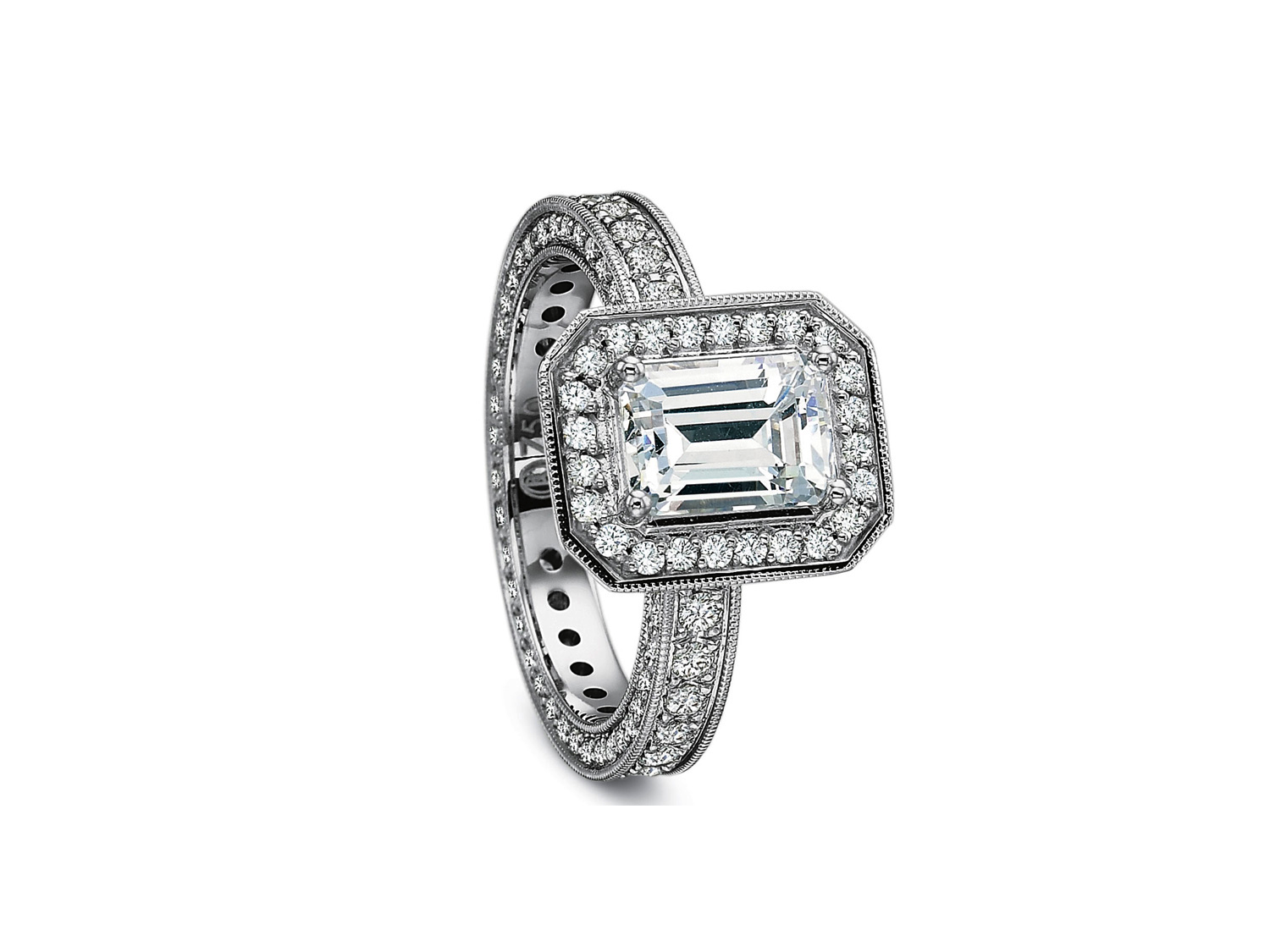 18kt Cushion Halo Engagement Ring Setting
