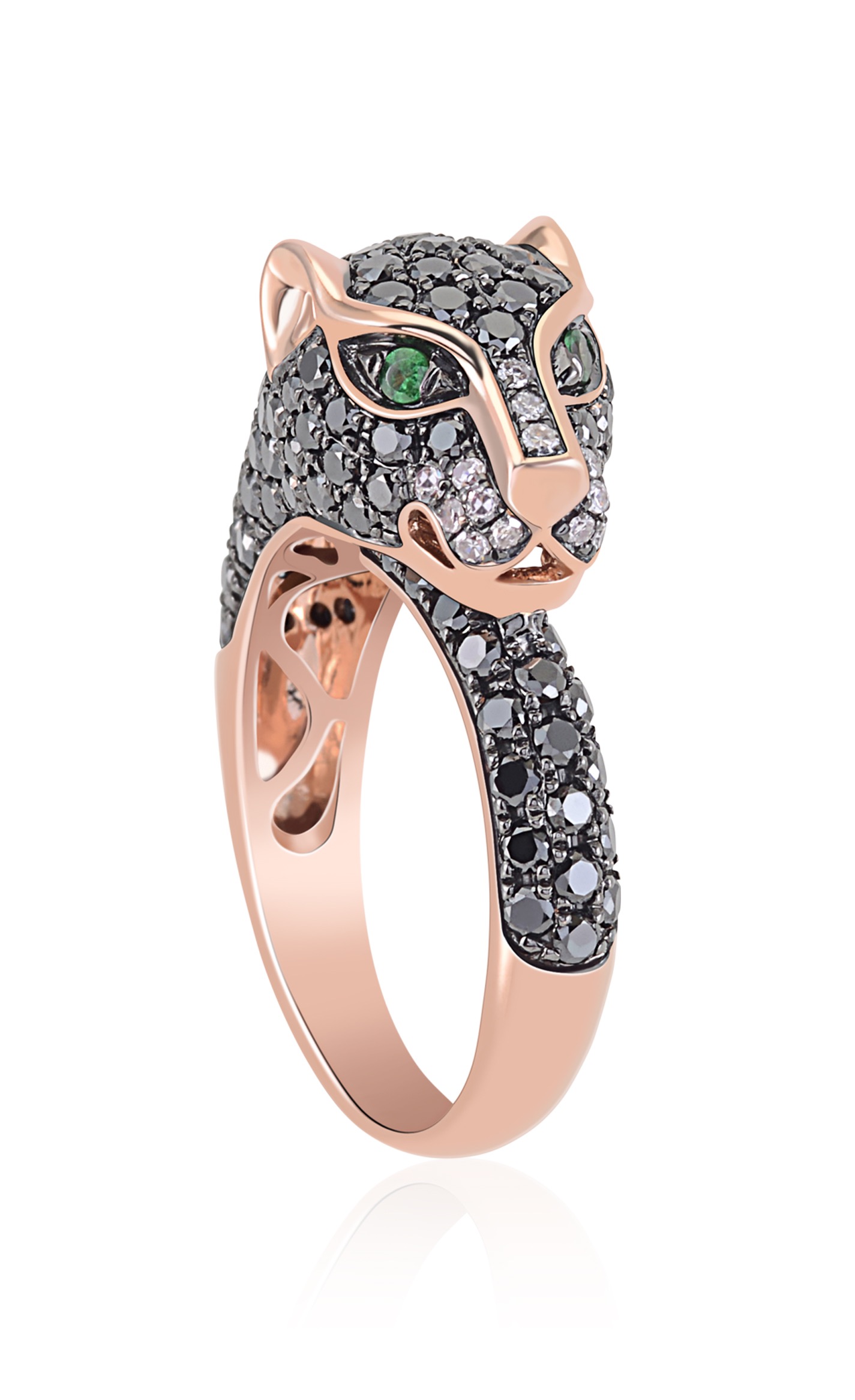 18kt white gold Emerald Diamond Ring
