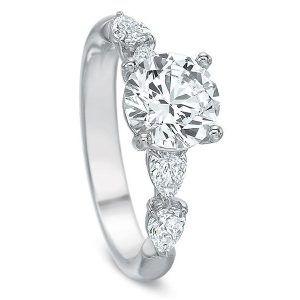 Serena Diamond Engagement Ring