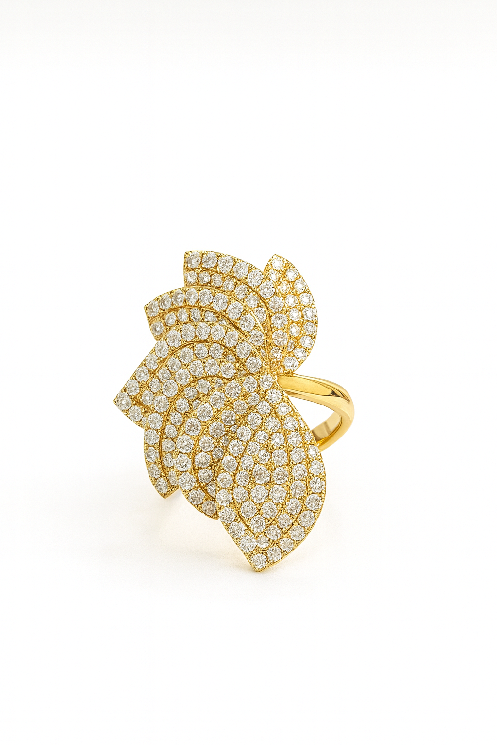 diamond flower ring Petales d’Or Ring