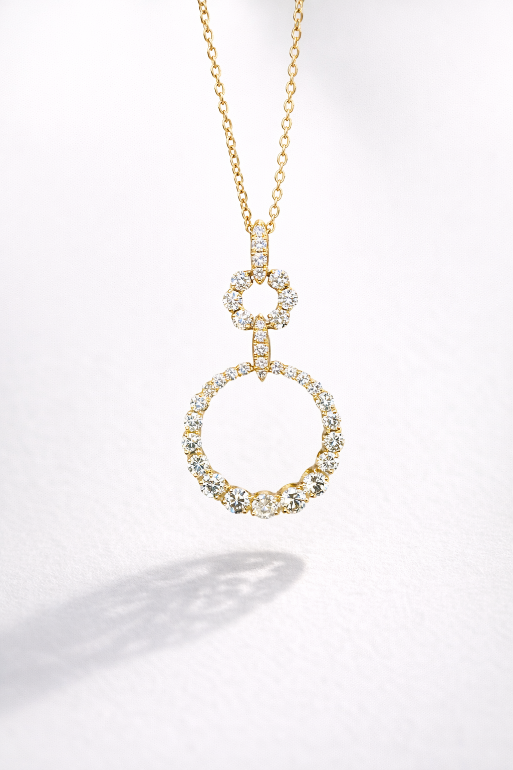 diamond necklace Eterna Halo Diamond Circle Necklace