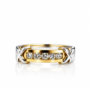 Aurelia Criss Cross Diamond Band